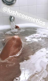 Fiorella Viñas feet photo 3