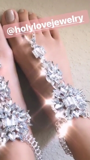 Fiorella Viñas feet photo 5