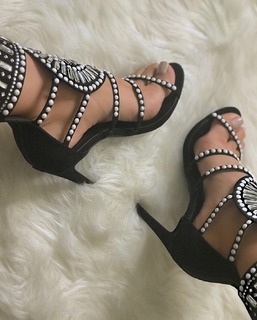 Fiorella Viñas feet photo 5