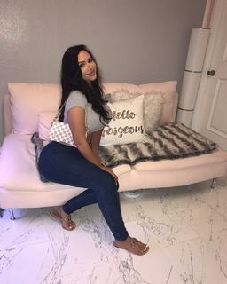 Fiorella Viñas feet photo 10