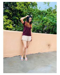 Fiza Chaudhary feet photo 12
