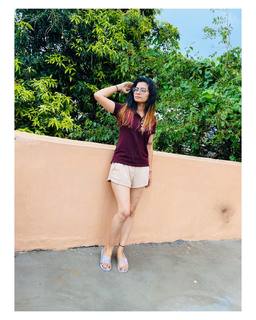 Fiza Chaudhary feet photo 10