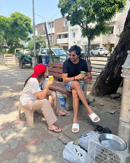 Fiza Chaudhary feet photo 5