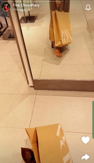 Fiza Chaudhary feet photo 17