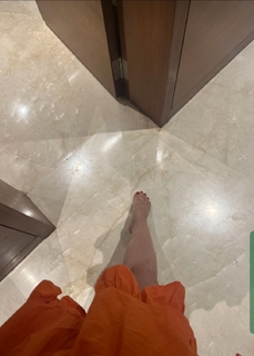 Fiza Chaudhary feet photo 14