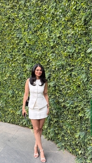 Fiza Chaudhary feet photo 2
