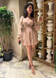 Fiza Chaudhary feet photo 6