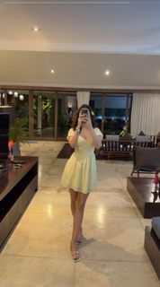 Fiza Chaudhary feet photo 17