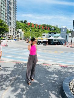 Fiza Chaudhary feet photo 20