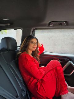 Fiza Chaudhary feet photo 15