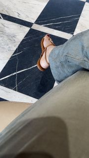 Fiza Chaudhary feet photo 3