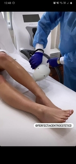 Flavia Laos feet photo 11