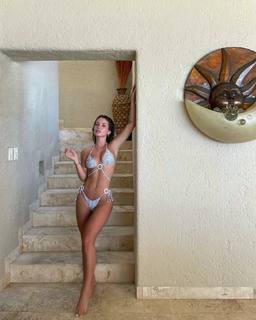 Flavia Laos feet photo 12