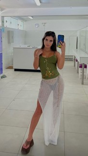 Flavia Laos feet photo 2