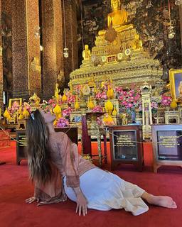Flavia Laos feet photo 16