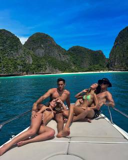 Flavia Laos feet photo 11