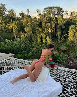 Flavia Laos feet photo 20