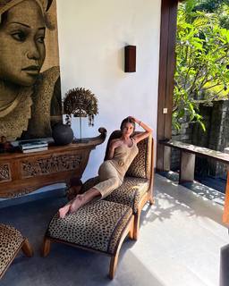 Flavia Laos feet photo 17