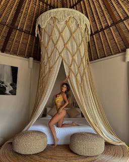 Flavia Laos feet photo 12