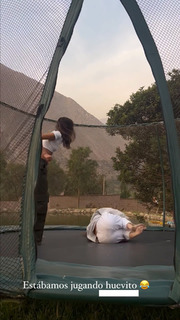 Flavia Laos feet photo 4