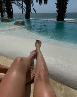 Flavia Laos feet photo 12