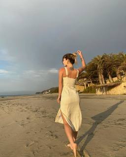 Flavia Laos feet photo 11
