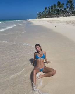 Flavia Laos feet photo 20