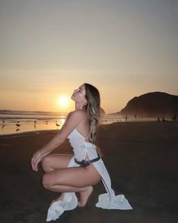 Flavia Laos feet photo 5