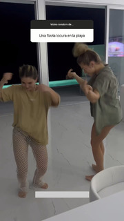 Flavia Laos feet photo 16