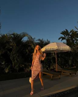 Flavia Laos feet photo 9