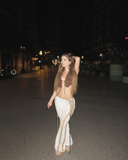 Flavia Laos feet photo 6