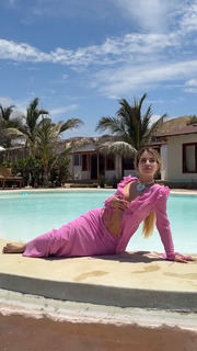 Flavia Laos feet photo 10