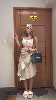 Flavia Laos feet photo 20
