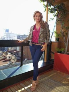 Flavia Palmiero feet photo thumbnail