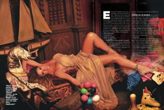 Flavia Palmiero feet photo thumbnail