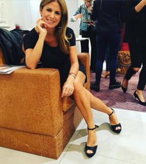 Flavia Palmiero feet photo thumbnail