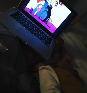 Flavia Palmiero feet photo thumbnail