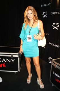 Flavia Palmiero feet photo thumbnail