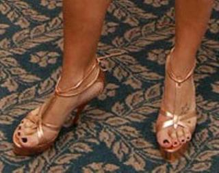 Flavia Palmiero feet photo thumbnail