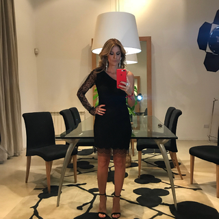 Flavia Palmiero feet photo thumbnail