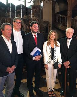 Flavia Palmiero feet photo thumbnail