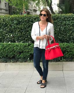 Flavia Palmiero feet photo thumbnail