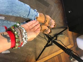 Flavia Palmiero feet photo thumbnail