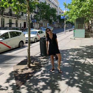 Flavia Palmiero feet photo thumbnail