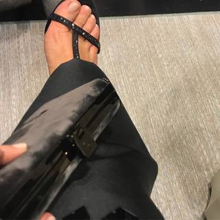 Flavia Palmiero feet photo thumbnail