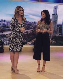 Flavia Palmiero feet photo thumbnail