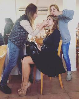 Flavia Palmiero feet photo thumbnail