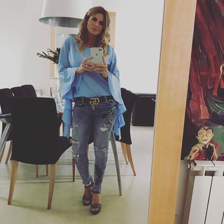 Flavia Palmiero feet photo thumbnail