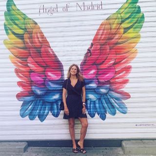 Flavia Palmiero feet photo thumbnail