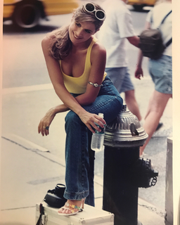 Flavia Palmiero feet photo thumbnail